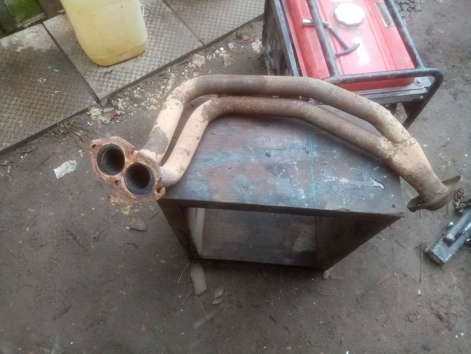 Випускний колектор Опель кадет.