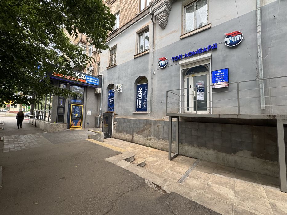 Аренда цокольного помещения, Проспект Почтовый, фасад, 224 м2