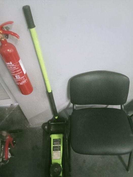 Máquinas de pneus maquina de calibrar  e elevador