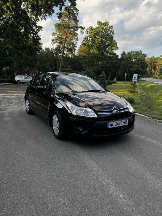 Citroen C4 хетчбек  1,6 hdi