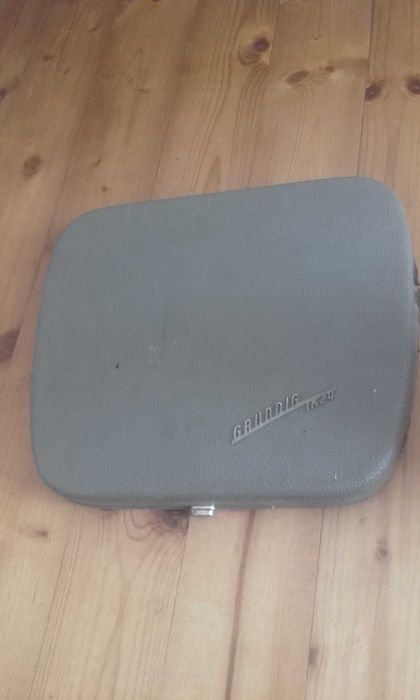 Zabytkowy magnetofon szpulowy Grundig tk 24