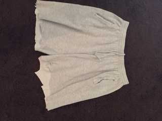 calcoes cinzentos hm tamanho m