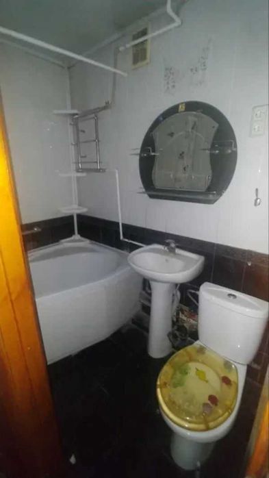 D1H Продам 2-х кімнатну квартиру на вулиці Мира