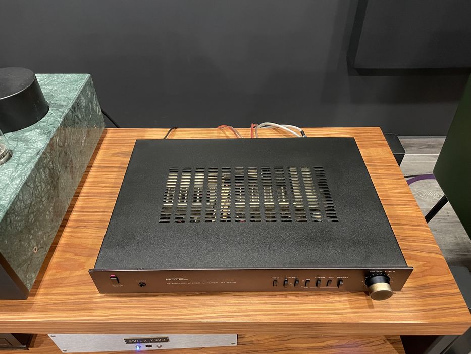 Rotel RA 840B - wzmacniacz stereo