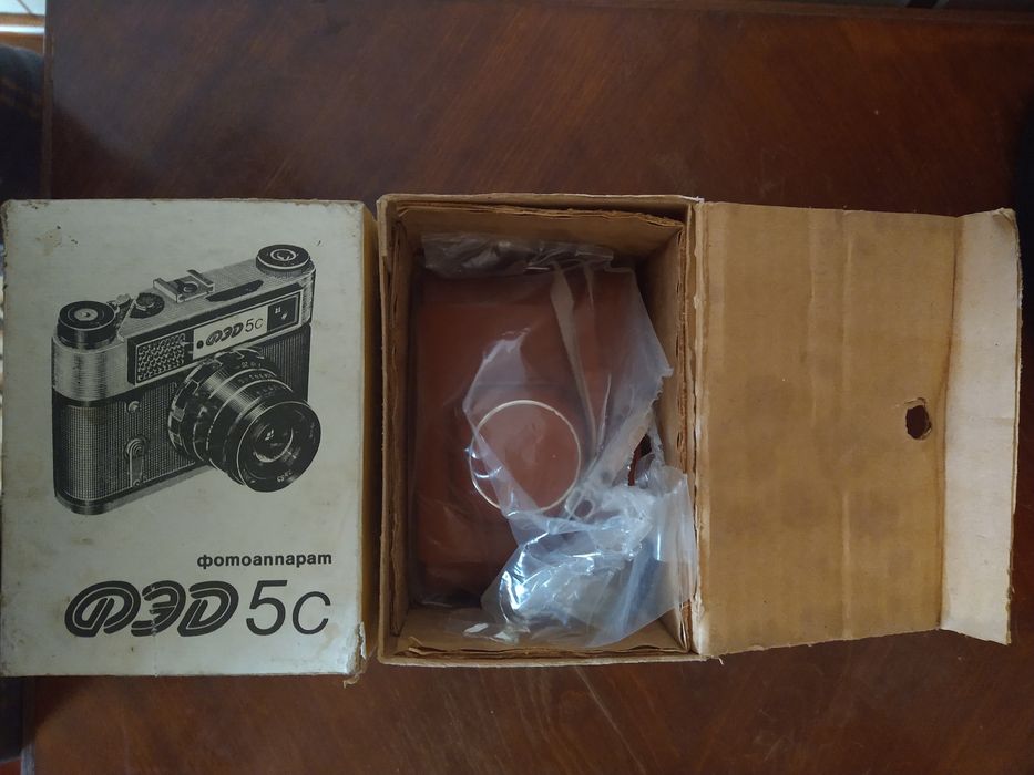 Продам новий плівковий фотоапарат ФЕД - 5С.