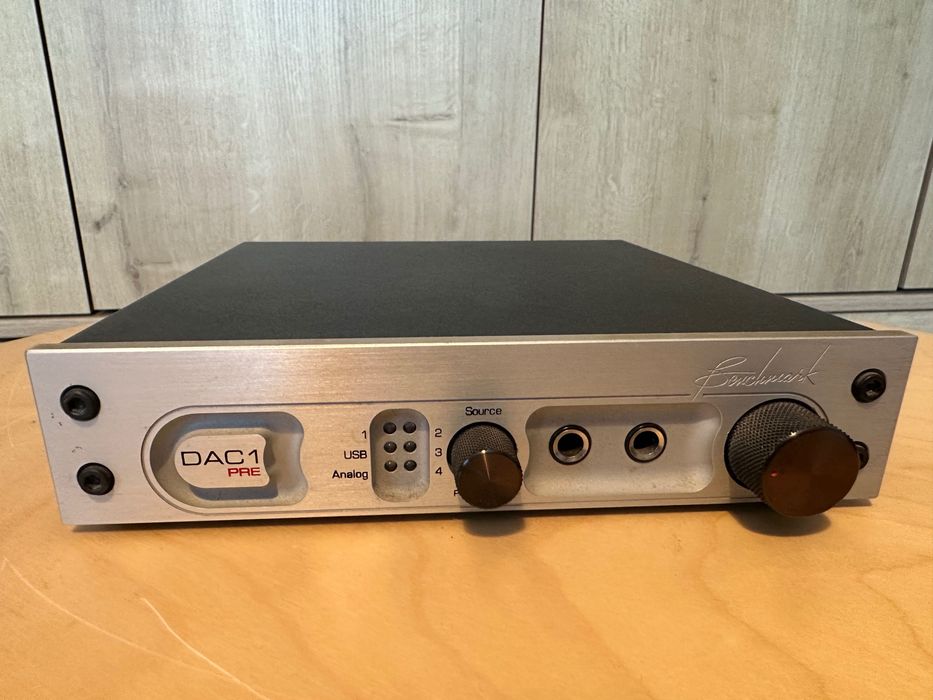 Benchmark DAC 1 PRE