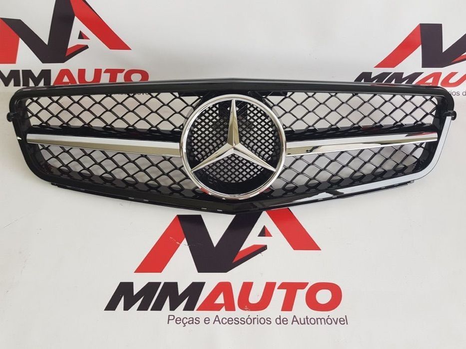 Grelha Frontal Mercedes C W204 C63 (Aro Preto)