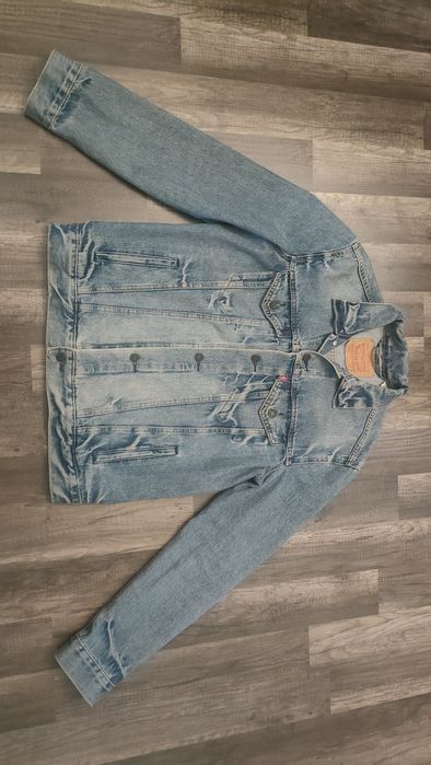 świetna jeansowa katana Levi's