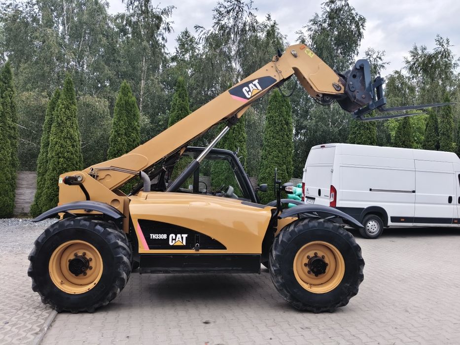 Ładowarka teleskopowa CAT TH 330 B