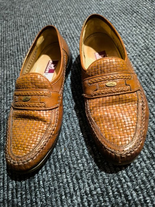 200грн. 39розмір.Довжина устілки 26см. Чоловічі мешти. Шкіряні мешти.