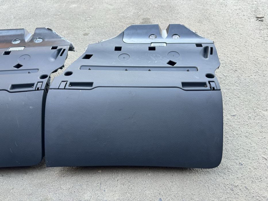 Бардачок Audi a6 c6 чорний ауді а6 с6 синій сірий