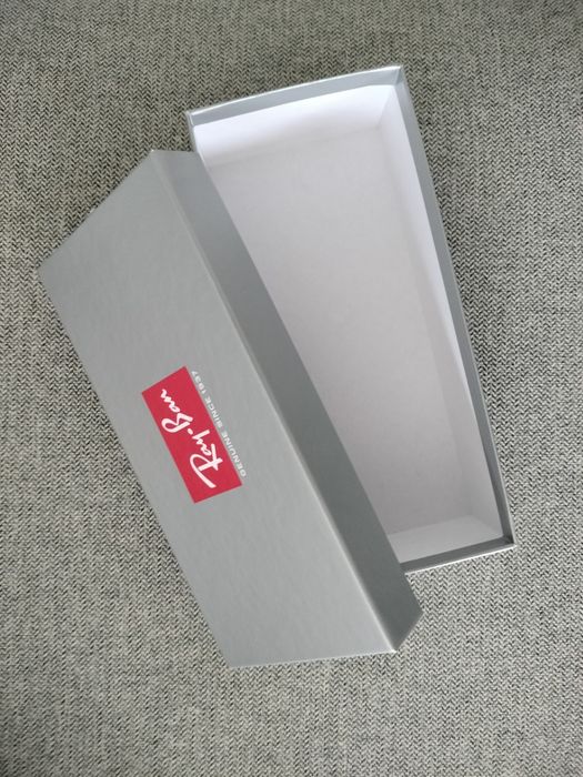 Caixa Ray-Ban original – nova!