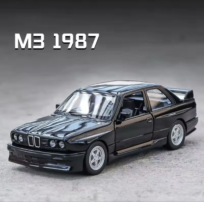 Металева модель BMW M3 (E30) 1987. Двері відкриваються!