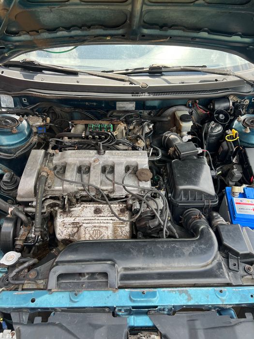 Автомобіль Мазда 626