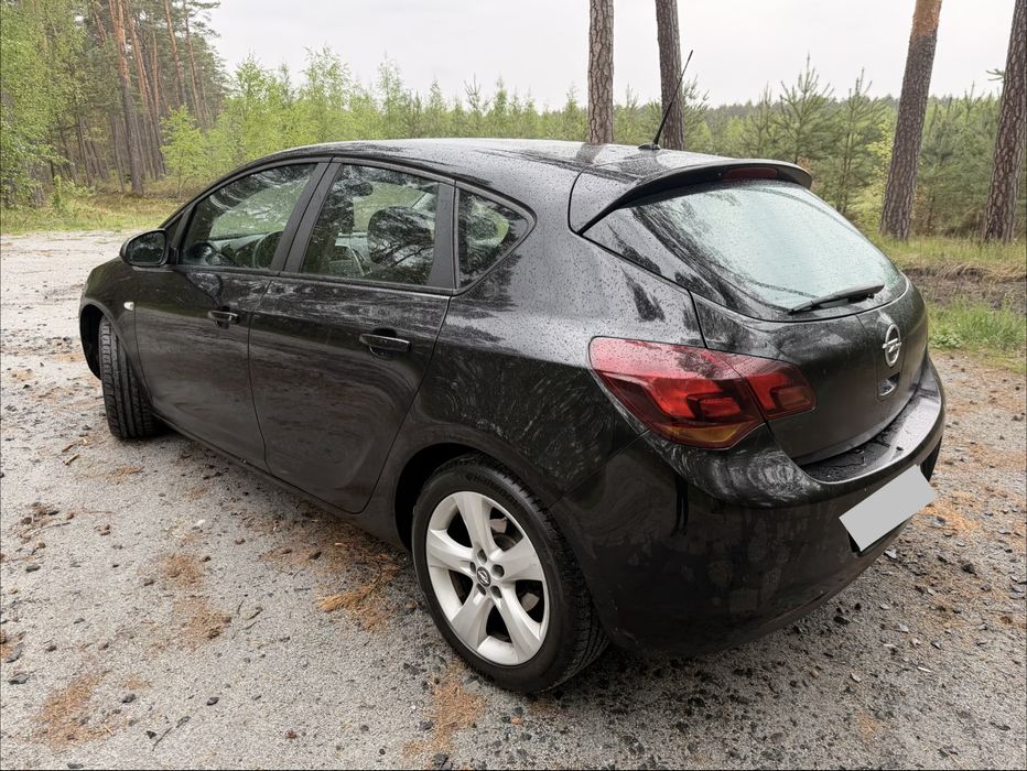 Opel Astra J 1.6 benzyna/lpg