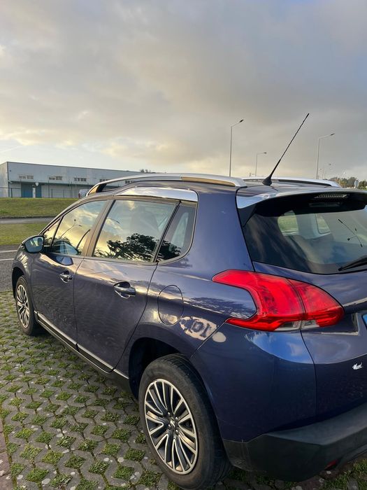 Peugeot 2008 active