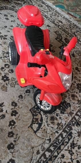 Samochód na akumulator RACER+ Motor gratis