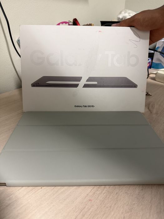 Samsung Galaxy Tab S10 FE+ | 13,1” | 128 GB | 8 GB RAM | Wi-Fi | Cinzento