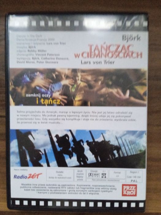 Tańcząc w ciemnościach, film DVD