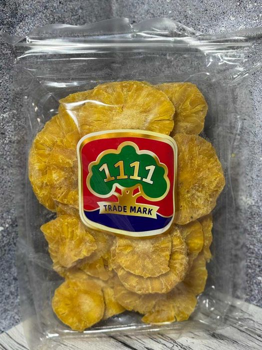 Сушений ананас 1111 Trade Mark 500 г