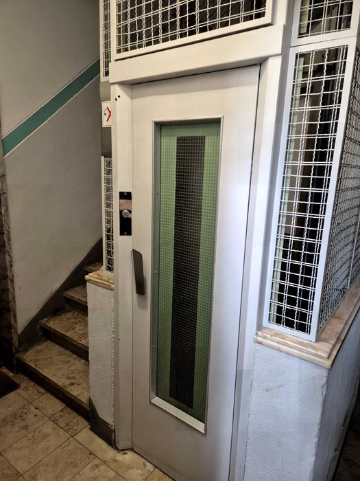 Apartamento t1 na ajuda