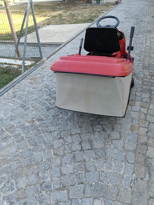 Trator relva honda bicilindrico 18 cv