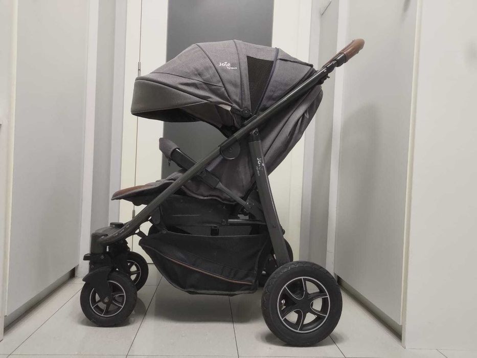 Spacerówka Joie Signature