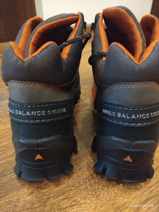 Buty trzewiki robocze