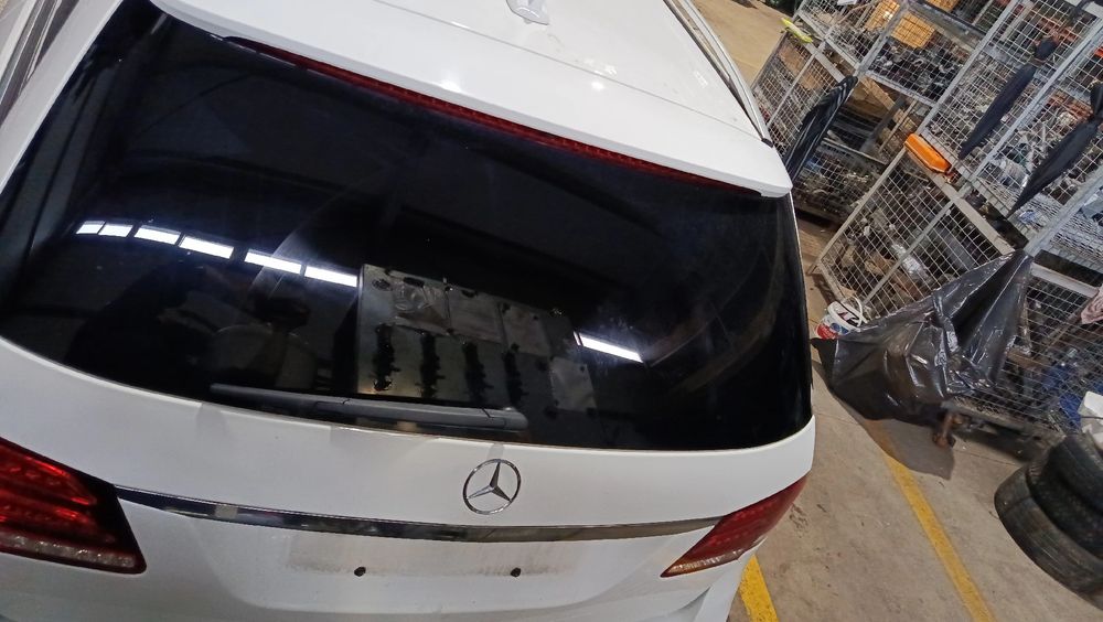 Porta / tampa da mala MERCEDES-BENZ Classe E Carrinha (S212)