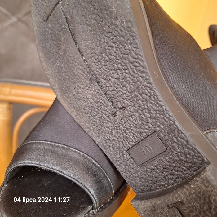 Buty-botki czarne rozmiar 40