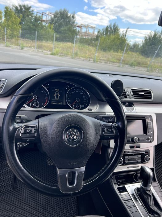 Volkswagen passat b7 2011р 2.0 TDI