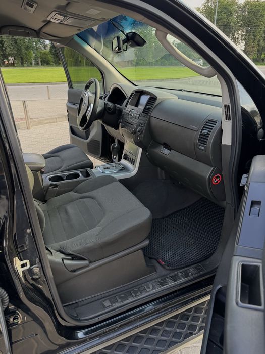 Nissan Pathfinder r51