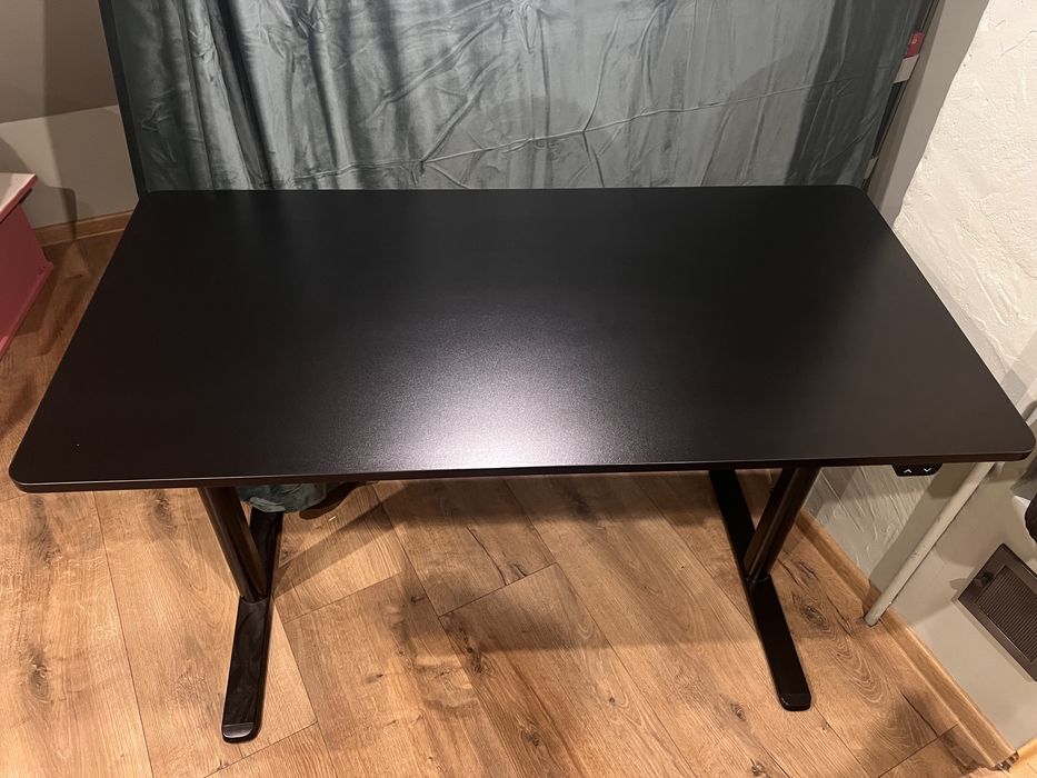 Biurko elekryczne regulowane 120x60