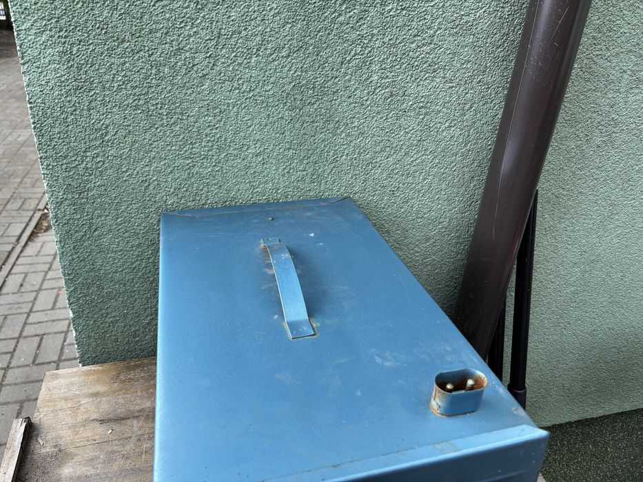 Opiekacz elektryczny z okresu Prl