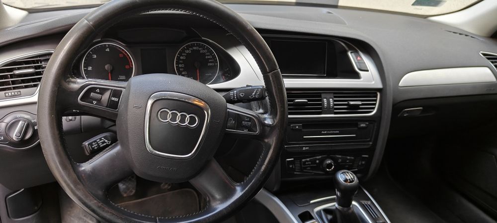 Audi A4 kombi diesel 2.0 prod.2010 r