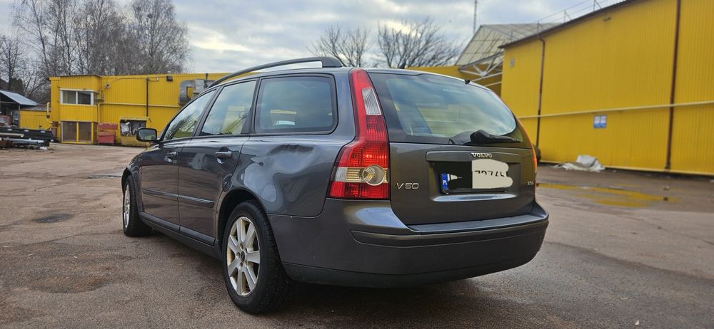 Volvo-V50 2.0 дизель 2005 рік для військових
