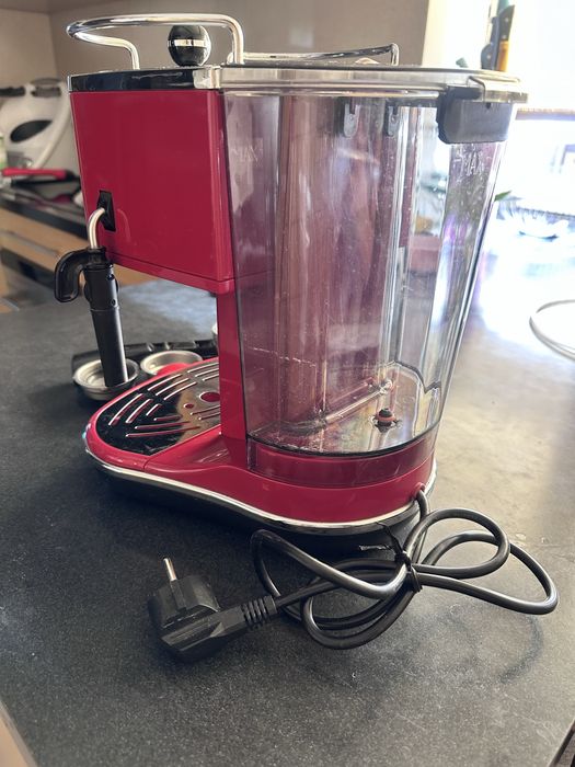 Ekspres ciśnieniowy kolbowy DELONGHI Icona Vintage ECOV 311.R