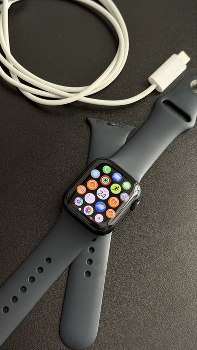 Apple Watch Series 7 GPS + Cellular 41 mm (Midnight)