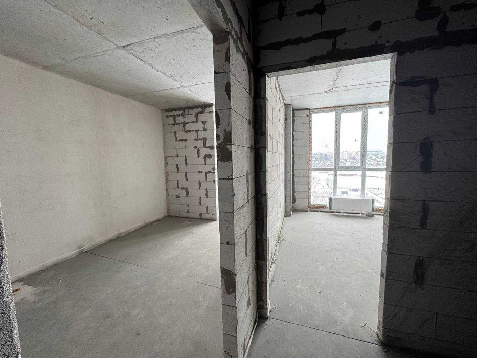 Продам велику 3-кімнатну квартиру в ЖК Гостомель Резідентс