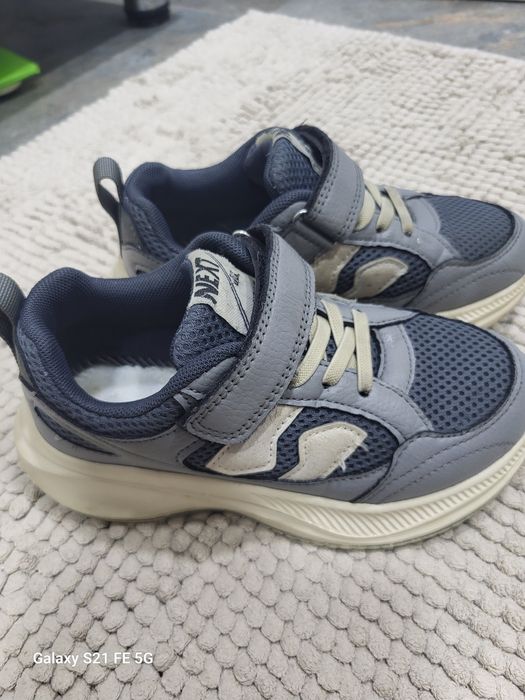 Кросівки 32 розмір