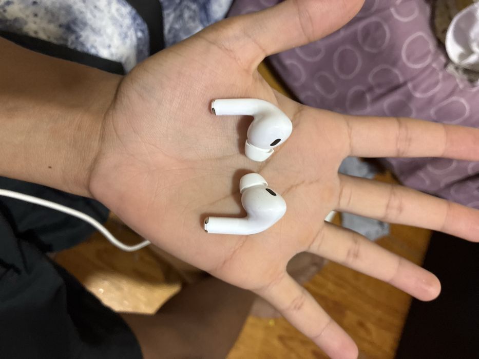 Air Pods 2 Pro.