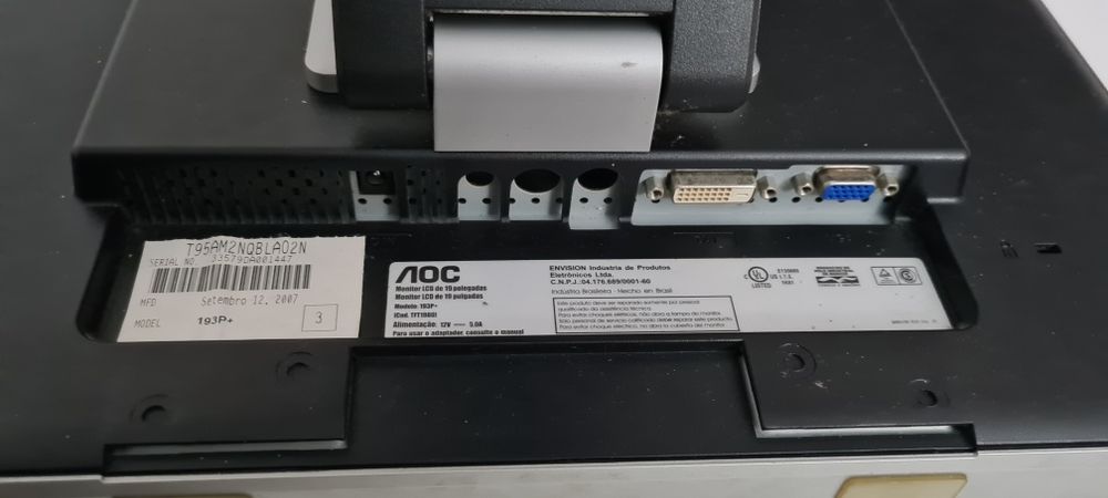 AOC 19 inch Square Monitor64585335280897121