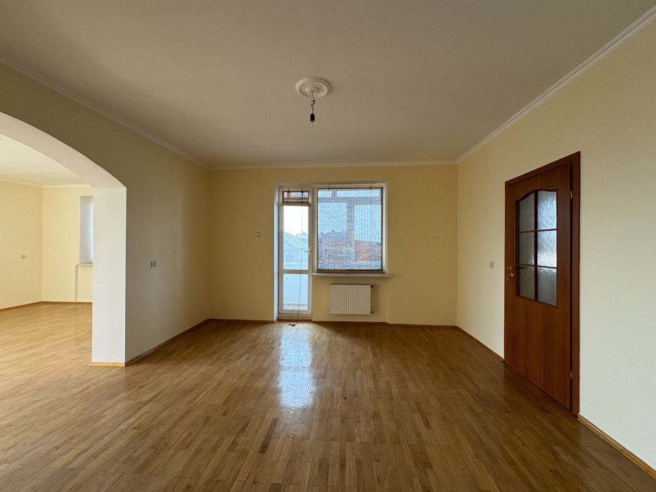 Продаж Будинку під Бізнес Ділянка 12сот с. Підгайці, Луцький район