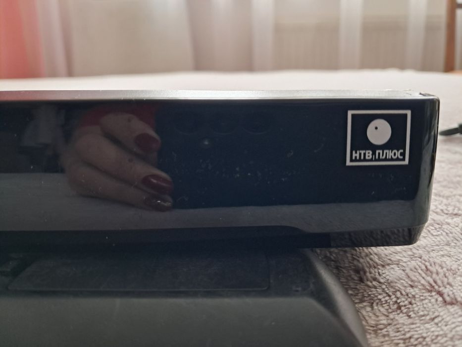 Humax VAHD-3100S  супутниковий ресивер Б/У  - 2199 грн.