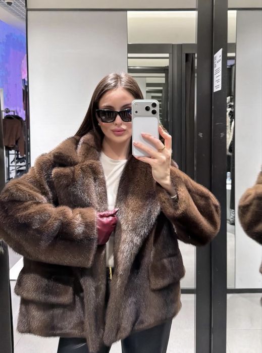 Новенька шубка Зара