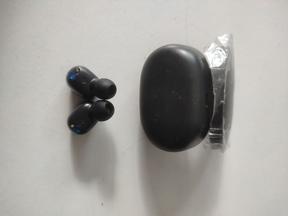 Fones sem fio + borrachas