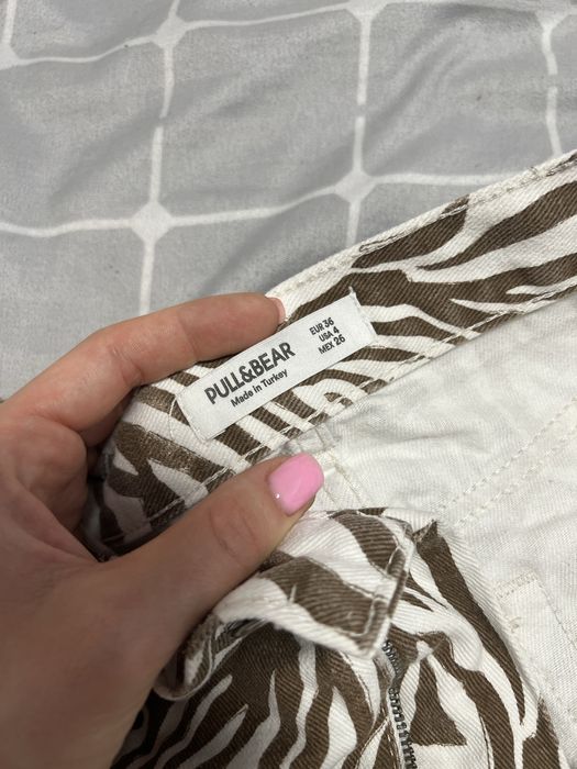 Стильні жіночі джинси