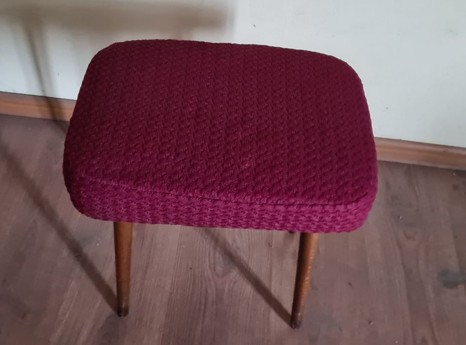 Trzy taborety patyczaki prl