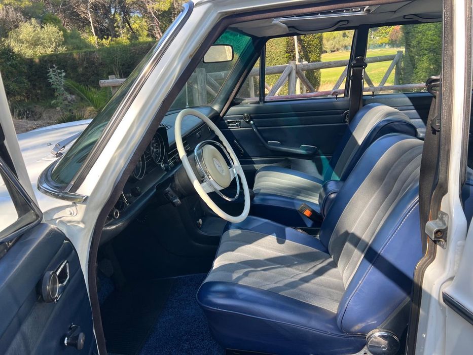 Mercedes Benz 220/8 W115 Gasolina Nacional