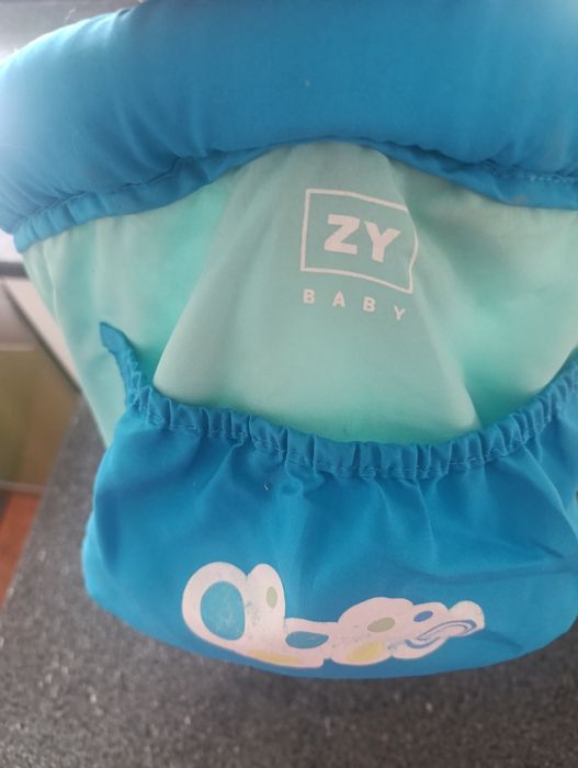 Cadeira de bebe para mesa